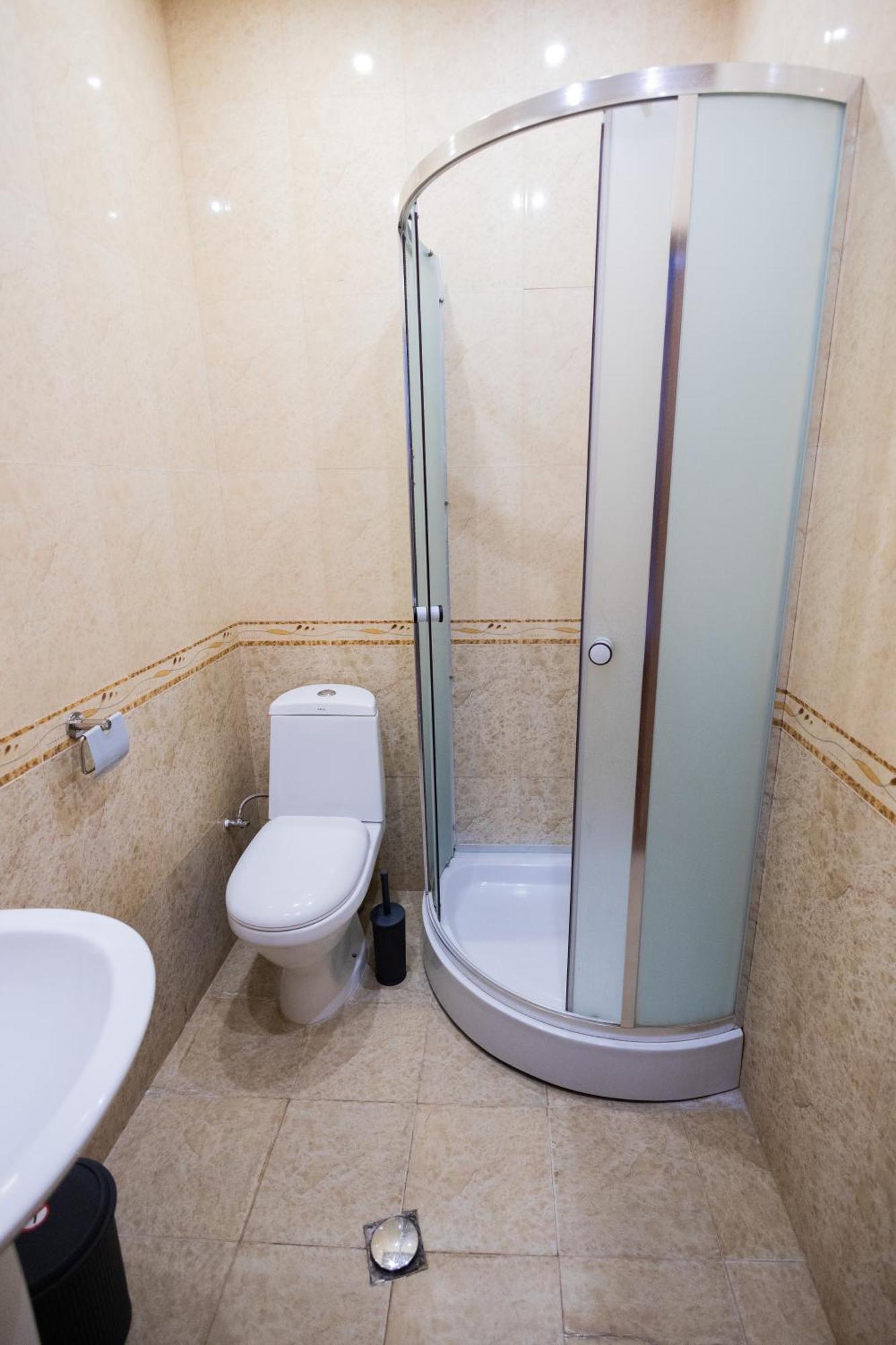 Yan Hotel Erivan Exterior foto