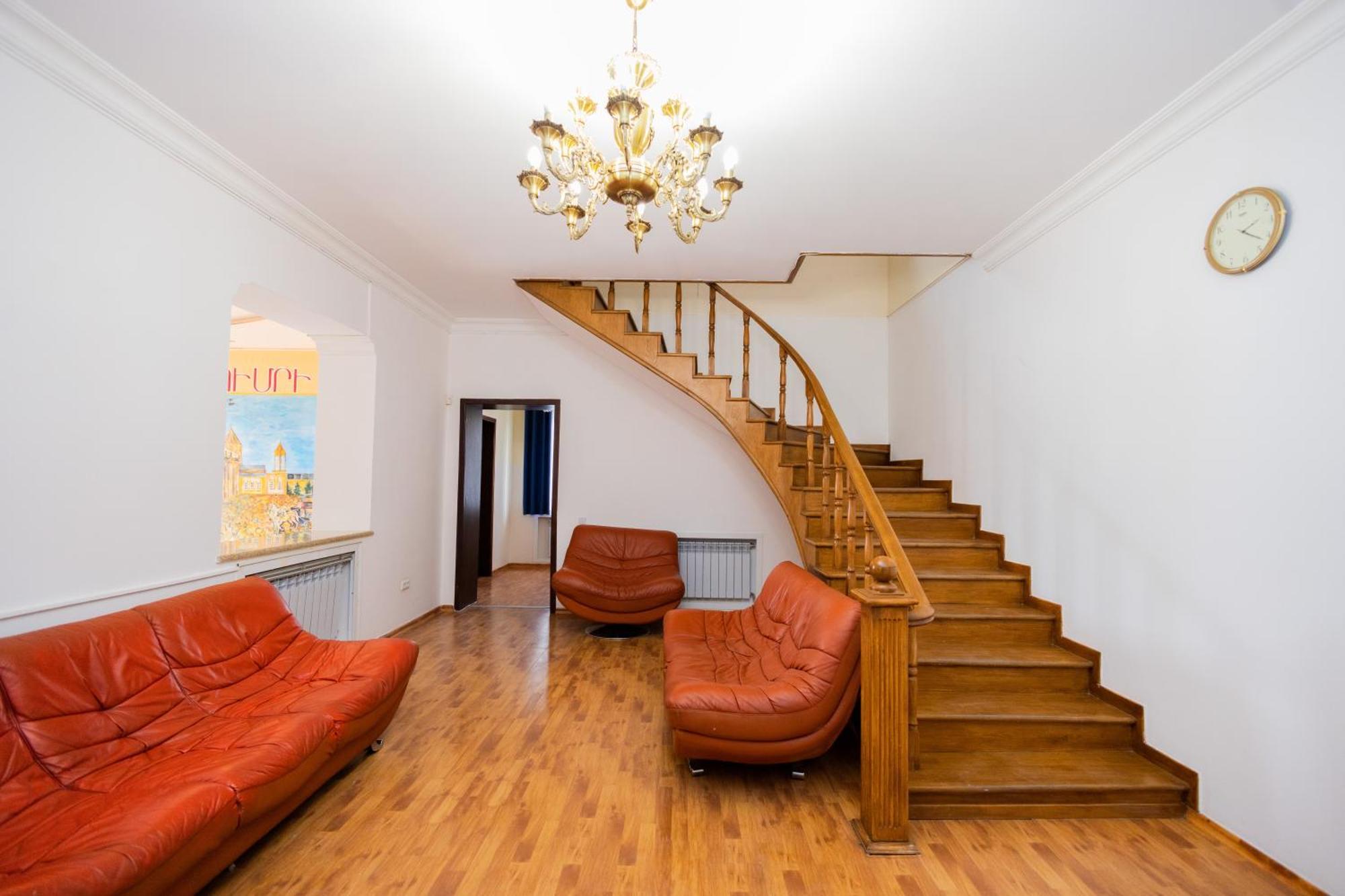 Yan Hotel Erivan Exterior foto